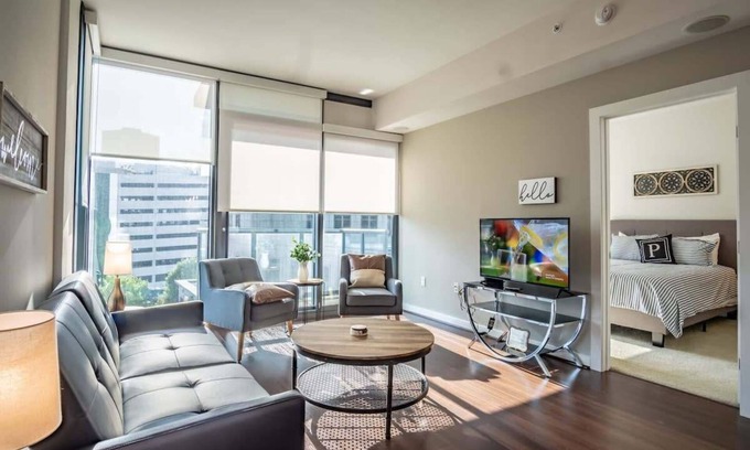 Lenox Apartment | 3380 Peachtree Rd NE Atlanta, GA 30326, USA