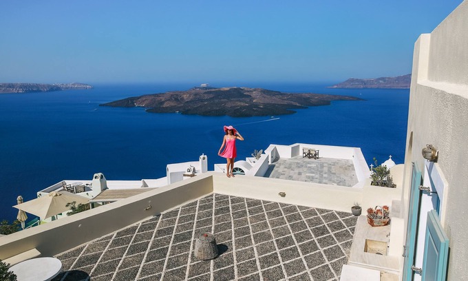 Fira Villa | 360 Blue