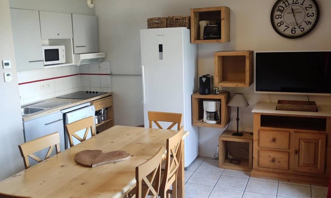 La Joue du Loup Ski Chalet | 37 m² Chalet ∙ 2 bedrooms ∙ 7 guests