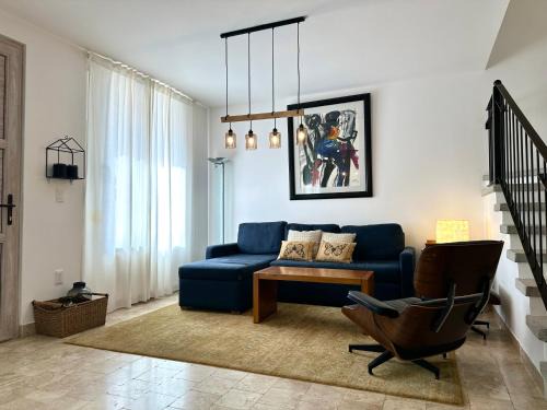 Arcos de San Miguel House | 3Bedrooms-5 min Downtown-Wifi-Pool-Jacuzzi-Parking