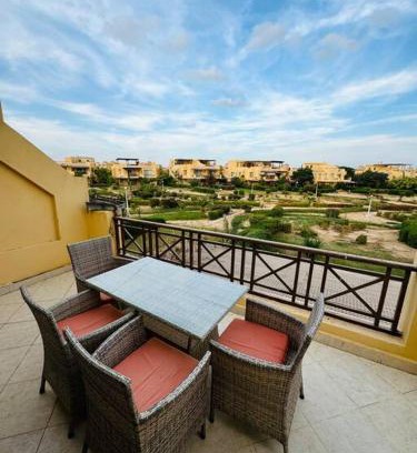 Ain Sokhna Apartment | 3BR Beachside Chalet Steps from Einbay Beach