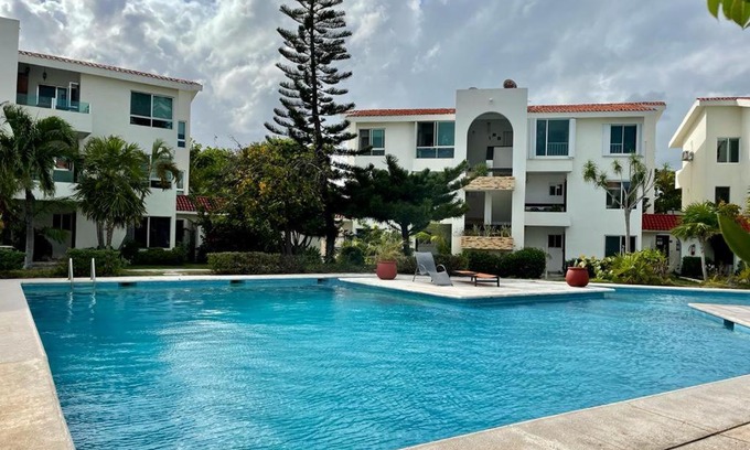 Zona Hotelera Apartment | 3BR CONDO W/ POOL @ HOTEL ZONE