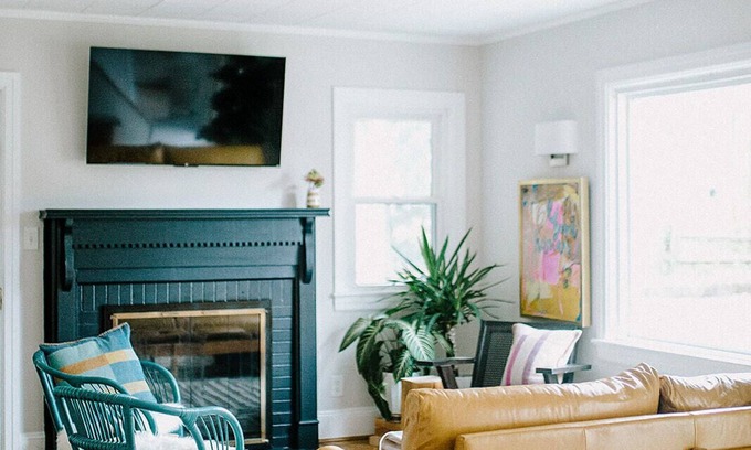 Elon House | 3BR Feel Better Bungalow In The Heart of Elon, NC