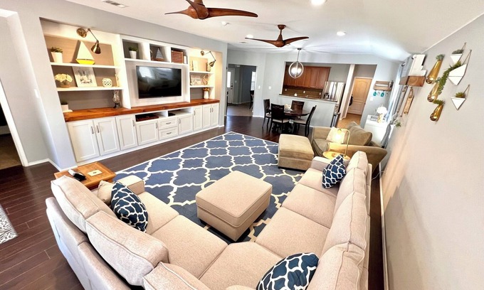 The Colony House | 3BR Rare find near Grandscape, Frisco Star and more.