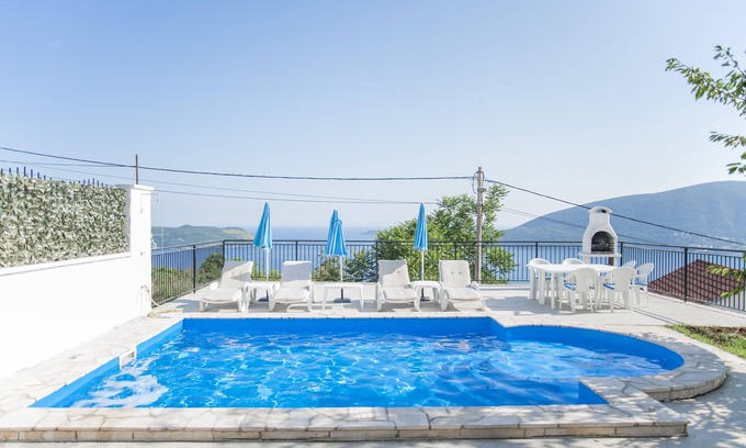 Herceg Novi Villa | 4 Bed Villa with Swimming Pool and Stunning Sea Views