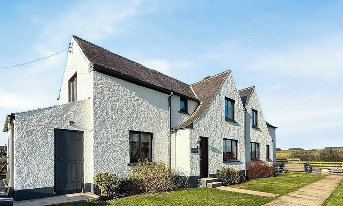 Newton Stewart Cottage | 4 bedroom accommodation in Glenluce, near Stranraer
