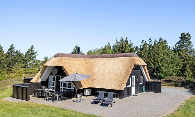 Kongsmark House | 4 bedroom awesome home in Rømø