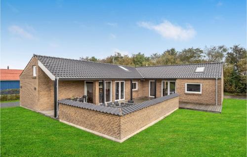 Vinderup House | 4 Bedroom Awesome Home In Vinderup