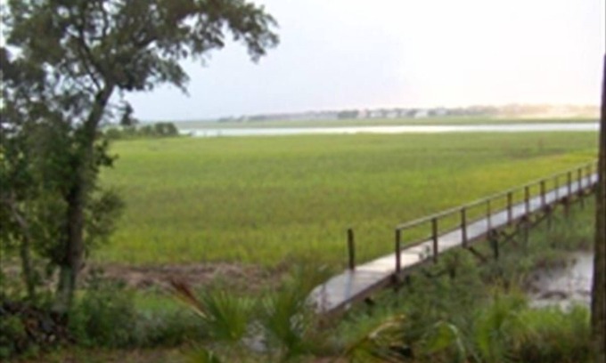 Folly Beach House | 4 Bedroom Home with Dock on Folly River- 2 Block Walk to Beach