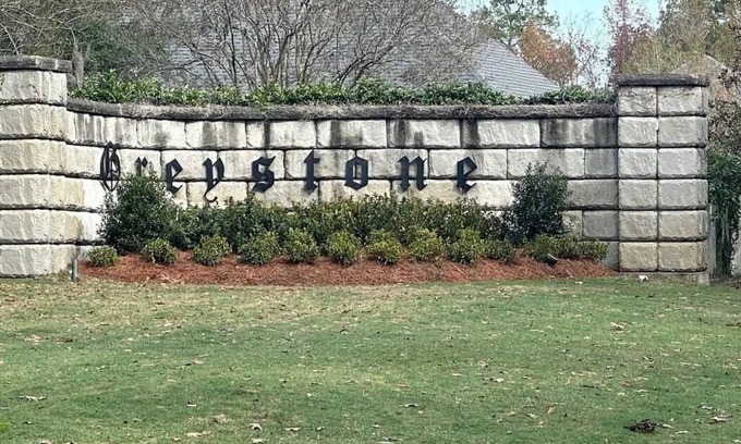 Denham Springs House | 4-bedroom house in peaceful Greystone Golf and Country Club