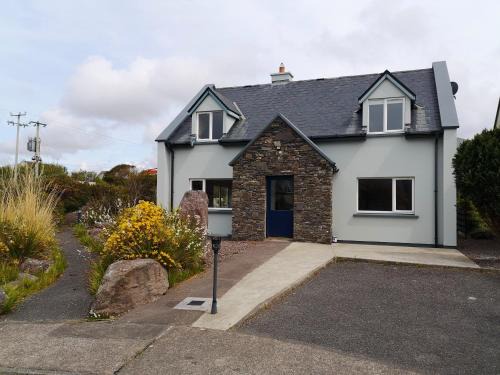Waterville House | 4 bedroomed house in Waterville close to the beach