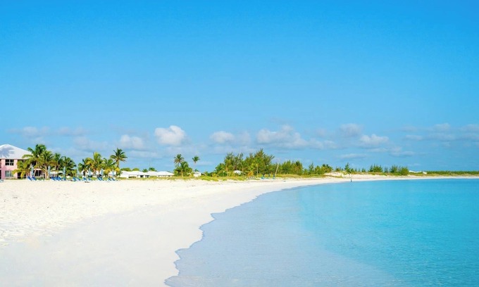 Treasure Cay Resort | 4 Bedrooms, BBQ, Spa & Beach