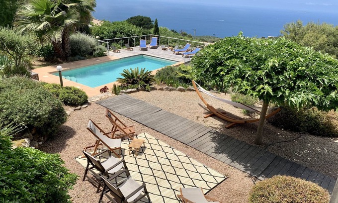 Coti-Chiavari House | 4 bedrooms, swimming pool, garden, sea view, quiet location