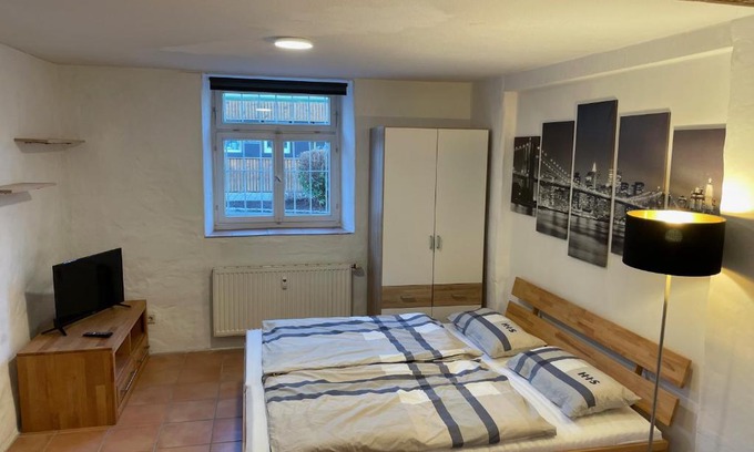 Schwieberdingen Apartment | 4 Betten in 3-Zimmer-Wohnung mit WLAN TV und Garten