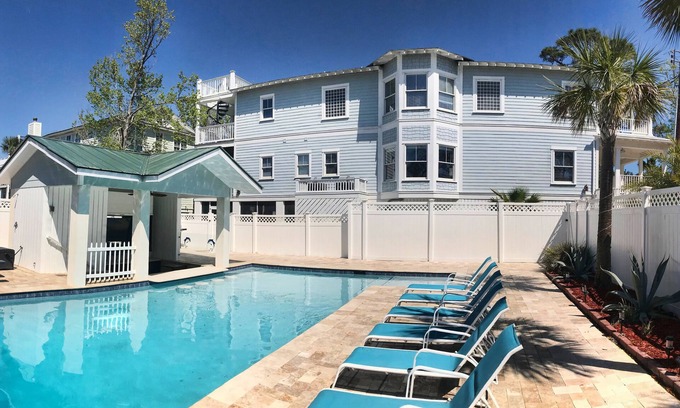 Tybee Island House | 4 BR Beautiful Southern Style Home w/Private Large Pool, Heat Opt - North End