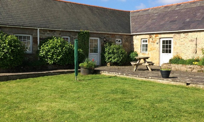 Malltraeth Cottage | 4 Glantraeth Farm Cottage. Ideal base to explore the Isle of Anglesey.