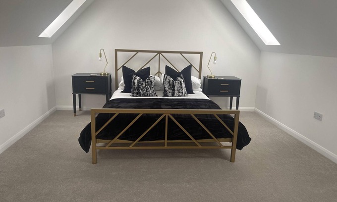 Balloch House | 4 Guests - Inverness Highland Hideaway Nc500