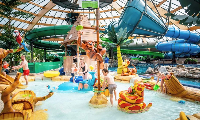 Municipality of Beesel House | 4-person bungalow in the holiday park Landal De Lommerbergen