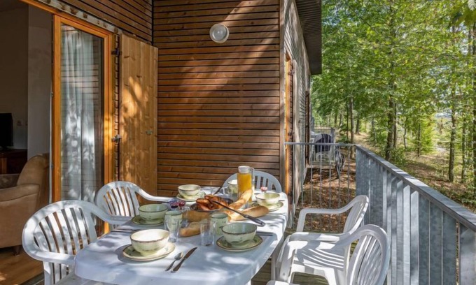 Eppe-Sauvage House | 4 pièces 8 pax CDF Duplex Les Cottages by Interhome