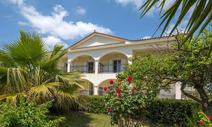 Porto Koukla House | 4 rooms