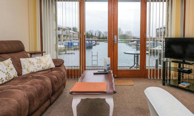 Tewitfield Cottage | 4 Teal House