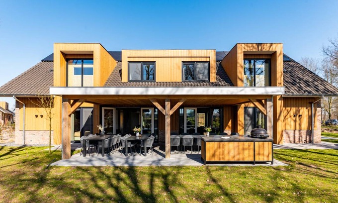 Wekerom House | 400 m² House ∙ 10 bedrooms ∙ 26 guests