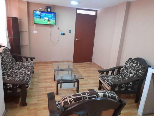 Callao Apartment | 402 Comfy Apt WiFi kitchen SmartTV Central at Callao