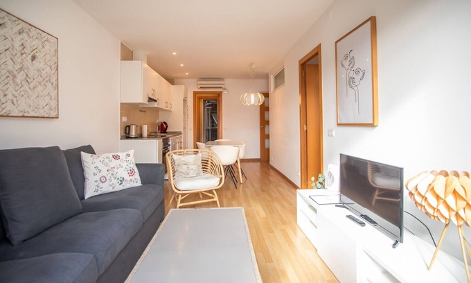Sant Antoni Apartment | 41PAR1022 Brilliant apartment in Sant Antoni