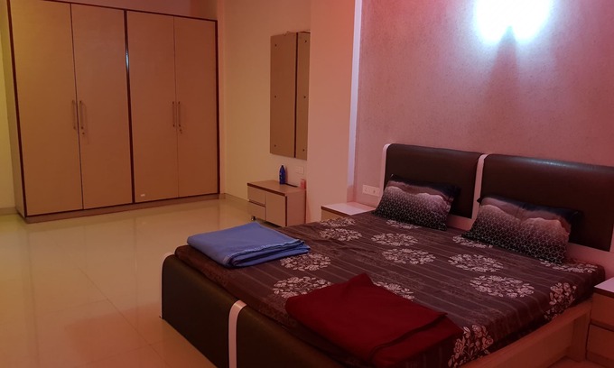 Kadachiwadi Apartment | 4BHK Luxurious Apartments