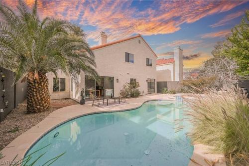 Green Valley House | 4Br Model Home w Pool and Pool table in Henderson