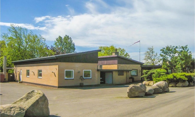 Hasle House | 5 Bedroom Cozy Home In Hasle