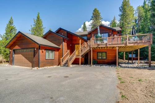 Blue River House | 5 Mi to Ski Resort Breck Home with Hot Tub!