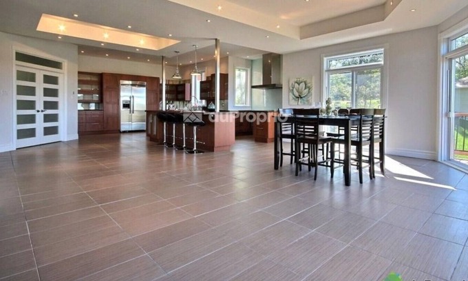 Sutton House | 5 mins from Mont Sutton - renting Late Dec to early Feb - 2 weeks MIN