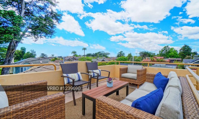 Opal Cliffs House | 5 Minute Shortcut to the Beach with This Resort-like Pleasure Point House