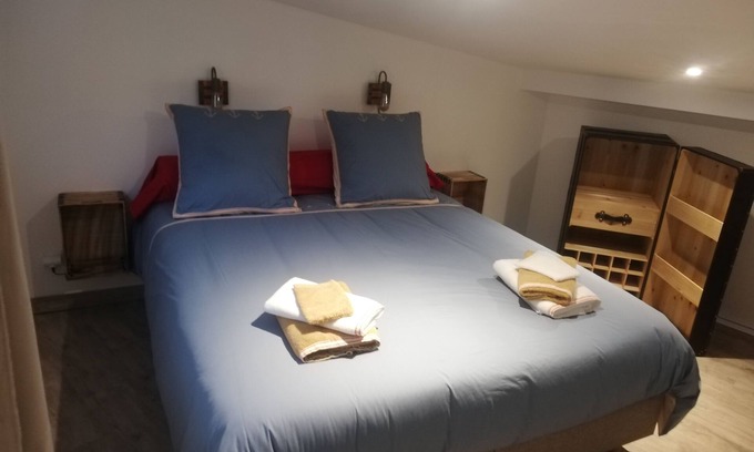 Saints House | 5 minutes from Coulommiers and 25 minutes from Disneyland Paris