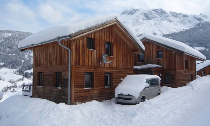 Annaberg im Lammertal Ski Chalet | 50 m to the slopes, own parking lot