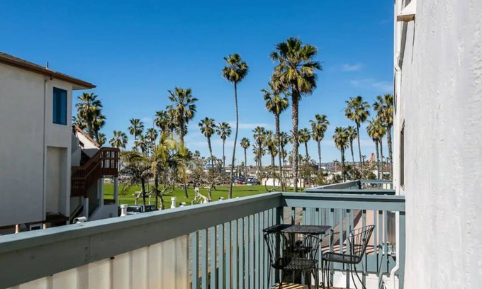 South Mission Beach Condo | 50 m² Condo ∙ 1 bedroom ∙ 4 guests
