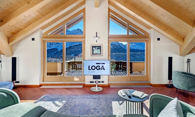 Champfer Apartment | 5½-room penthouse apartment with breathtaking views over the Engadine lake and m