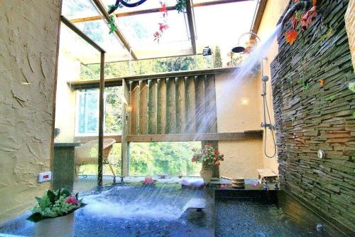Wulai House | 51 Spring