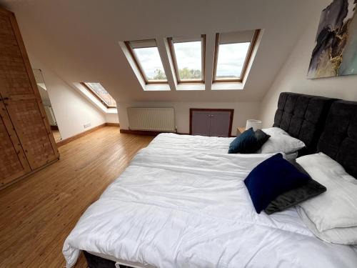 Horspath House | 6 bedroom house - perfect for contractors