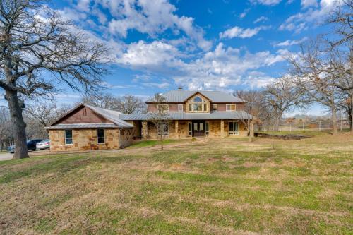Little Elm House | 6 Mi to Lewisville Lake Spacious Ranch Home