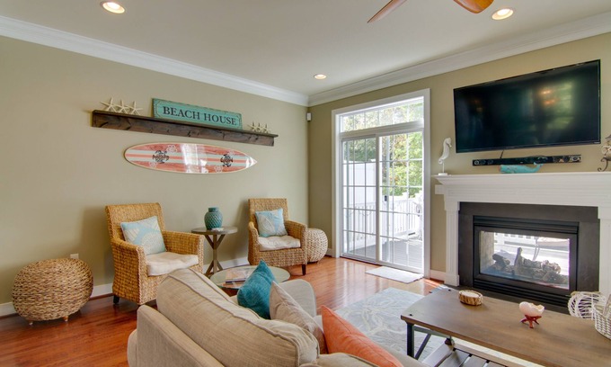 Sawgrass South House | 6 Mi to Rehoboth Beach: Townhome w/Pool Access!