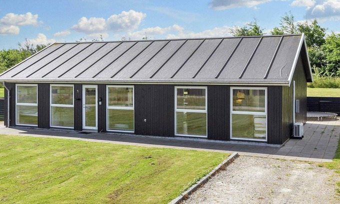 Grønhøj House | 6 person holiday home in Løkken