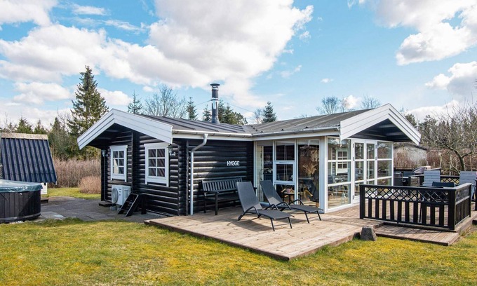 Ertebølle House | 6 person holiday home in Farsø-By Traum