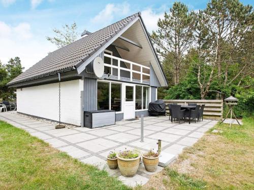 Mosevra House | 6 person holiday home in Oksbøl
