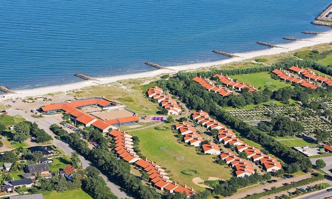 Sæby House | 6 person holiday home on a holiday park in Sæby