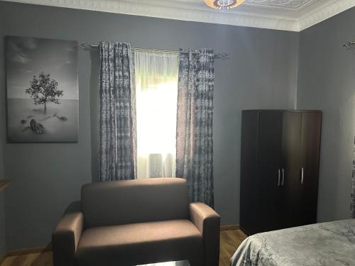 Bezuidenhout Valley Apartment | 6 the Curve unit 25