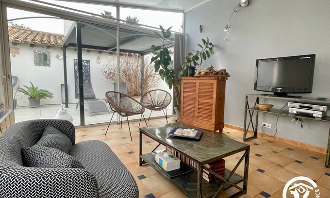 Saint-Just House | 60 m² House ∙ 1 bedroom ∙ 2 guests