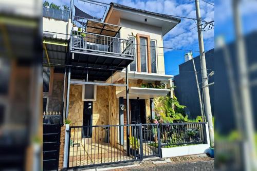 Beji Villa | 65 Villa 3BR View Gunung Panderman AC
