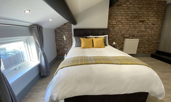 Preston Apartment | 6Adelphi